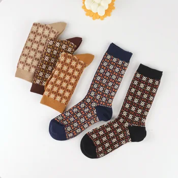 Модные женские носки в стиле Ретро со Снежинками, уютные дышащие хлопчатобумажные вязаные носки, осень-зима, уличная одежда, повседневные рождественские носки, подарок